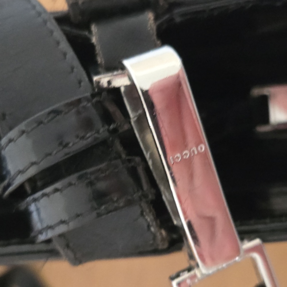 Elegant Black Leather Tote Bag - Picture 4 of 10